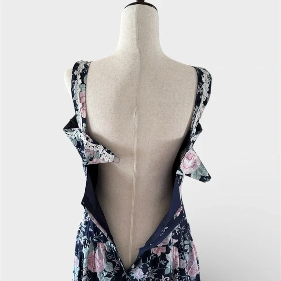 Vintage 1980s Scott McClintock Gunne Sax Floral Navy and Pink Dress - Picture 2 of 8